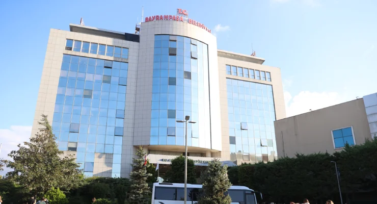 Bayrampaşa Belediye Başkanı Hasan Mutlu dahil 48 kişi hakkında yolsuzluk