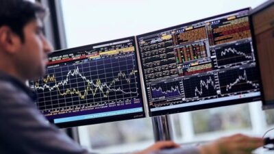 Borsada bazı işlemlerde manipülasyon yaptıkları iddiasıyla 14 kişi gözaltına alındı.

