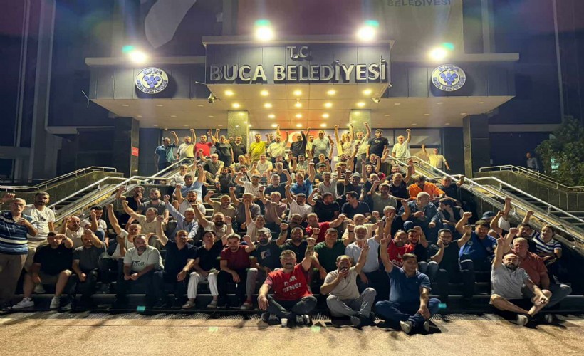 Buca Belediyesi’nde maaşlarını alamadıkları gerekçesiyle işçiler, 7 gündür eylemlerini sürdürüyor.