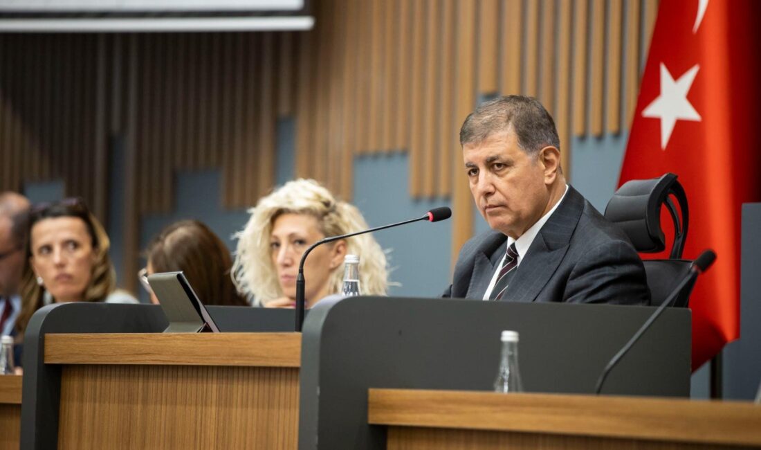 İzmir Büyükşehir Belediyesi Eylül Ayı Meclis Toplantısı’nda Harmandalı vahşi çöp