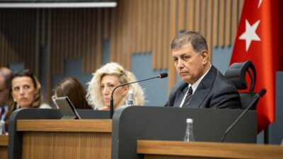 İzmir Büyükşehir Belediyesi Eylül Ayı Meclis Toplantısı’nda Harmandalı vahşi çöp