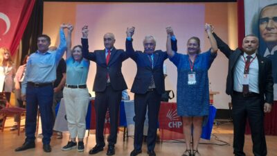 CHP Foça İlçe Başkanlığı seçimi nefes kesti. İki adaylı yarışta