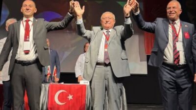 CHP Gaziemir İlçe Kongresi’nde tek aday olarak seçime giren Çağrı