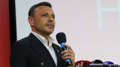 Mahkeme kararıyla görevden alınan CHP İstanbul İl Başkanı Özgür Çelik