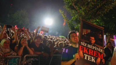 İBB Başkanı Ekrem İmamoğlu’nun tutukluluğunun 100. gününde düzenlenen Saraçhane mitinginde
