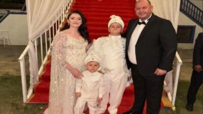 Menderes Belediye Başkanı İlkay Çiçek iki oğlunun sünnet töreniyle büyük
