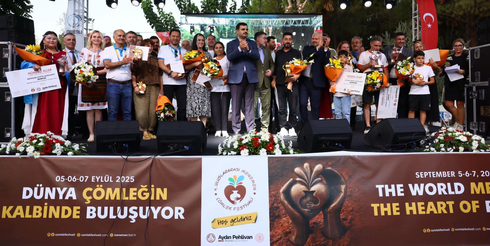 Menemen Belediyesi’nin ev sahipliğinde bu yıl dördüncüsü düzenlenen Uluslararası Çömlek