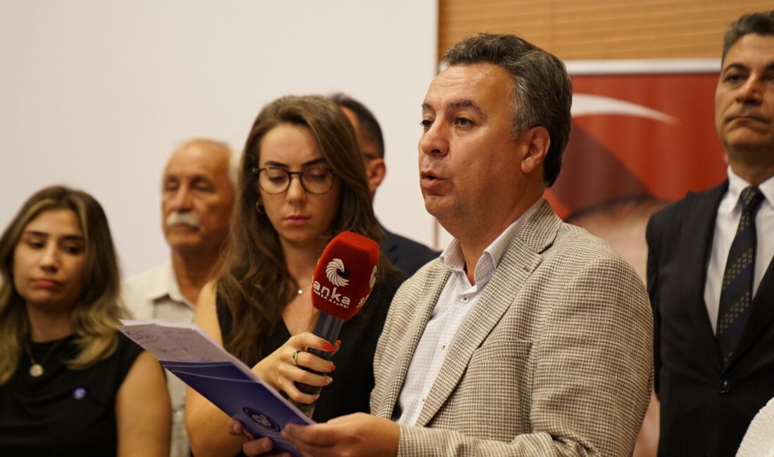 ÇYDD, Ankara’da düzenlediği panelde eğitimdeki krizleri ve çözüm önerilerini tartıştı;