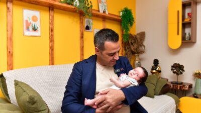 Çiğli Belediyesi, sosyal belediyecilik anlayışıyla hayata geçirdiği “Hoş Geldin Bebek”