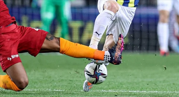 Trendyol Süper Lig’in ilk yarısında oynanacak derbi tarihleri açıklandı.

