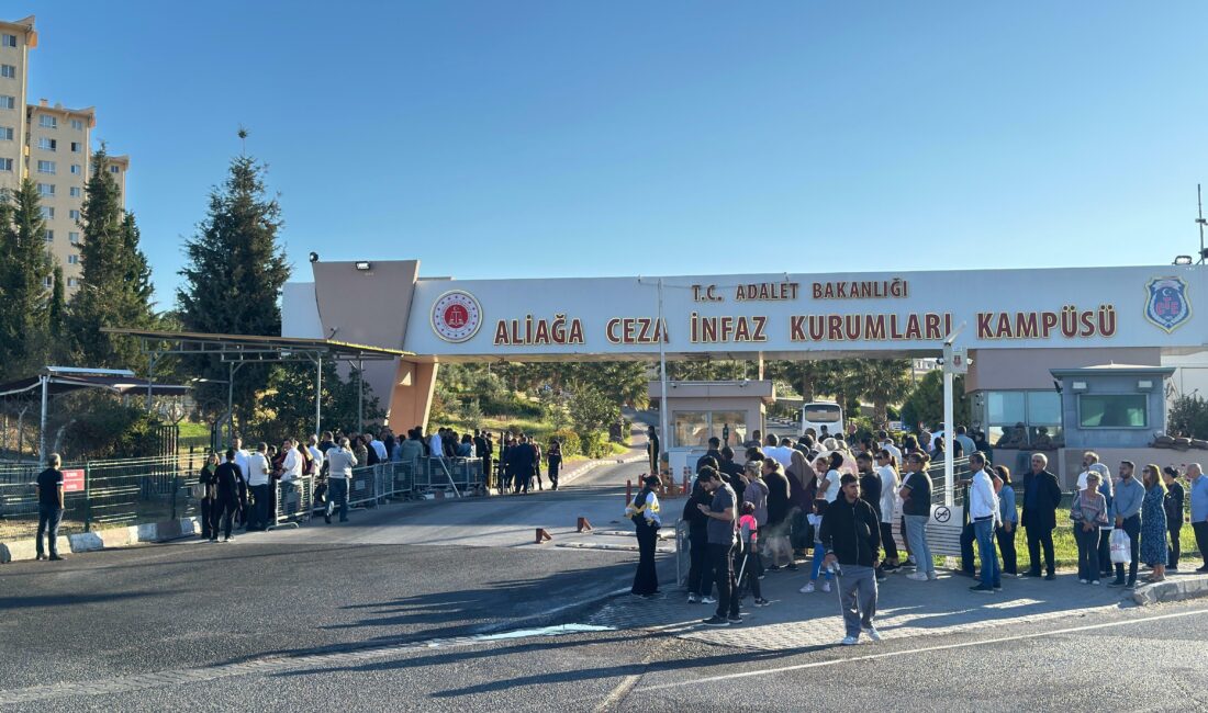 İZBETON soruşturması kapsamında, eski İzmir Büyükşehir Belediye Başkanı Tunç Soyer