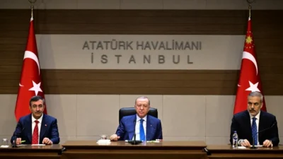 Cumhurbaşkanı Tayyip Erdoğan, CHP Genel Başkanı Özgür Özel’e “Sağır duymaz