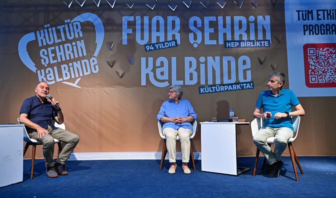 Fuar Söyleşileri’nde iklim değişikliği ve tarımın geleceği konuşuldu İzmir Enternasyonal Fuarı kapsamında düzenlenen Fuar Söyleşileri’nde iklim değişikliği ve