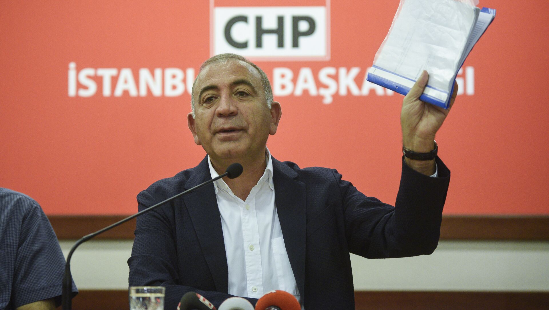 Tekin'in koltuğa oturmasıyla başlayacak süreçte 500 delege harekete geçti. Eski