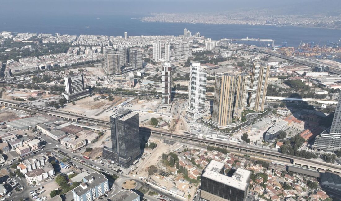 İzmir Büyükşehir Belediyesi’nin ulaşım yatırımları arasında öne çıkan Mürselpaşa Karayolu