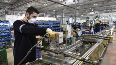 Türkiye’nin dört bir yanında fabrikalar ve atölyeler borç yükü altında