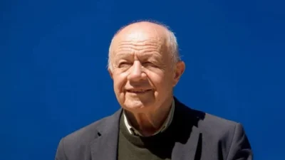 Sosyolog ve yazar İsmail Beşikçi, Diyarbakır’daki bir film festivalinde konuşma