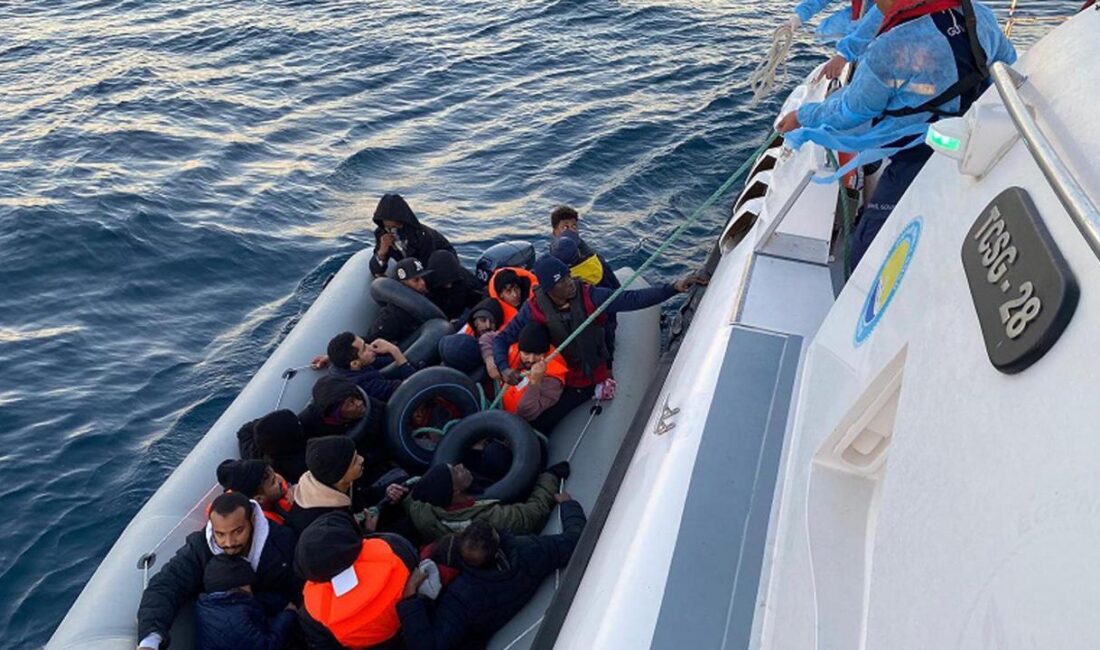 İzmir’in Çeşme ve Urla ilçelerinde düzenlenen operasyonlarda 62’si çocuk toplam