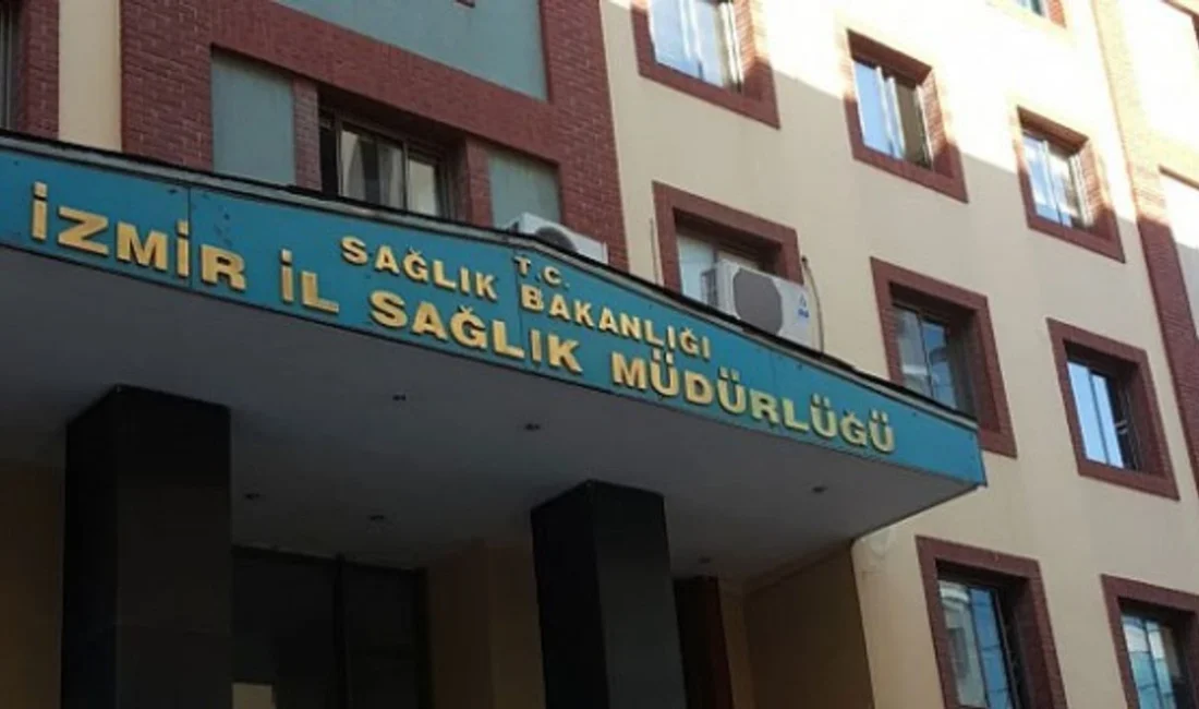 İzmir Sağlık Müdürlüğü'nde özel sektöre geçen Öztop'un yerine Doç. Dr.