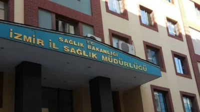 İzmir Sağlık Müdürlüğü'nde özel sektöre geçen Öztop'un yerine Doç. Dr.