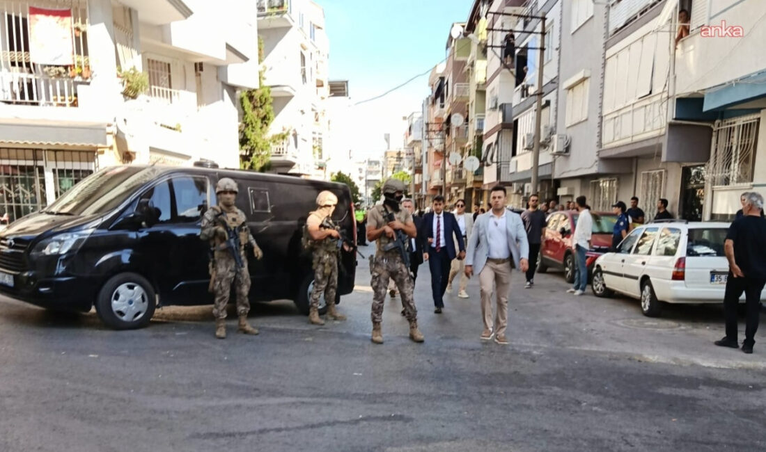 İzmir’de 2 polisin şehit olduğu saldırıyı gerçekleştiren 16 yaşındaki E.B.’nin,