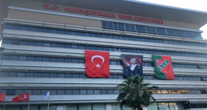 HABER MERKEZİ-Karşıyaka Belediyesi, ilçede günlerdir süren çöp yığınlarıyla ilgili yaptığı