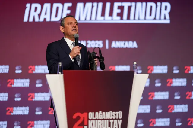 21 Eylül'de olağanüstü kurultaya gideceklerini açıklayan CHP lideri Özgür Özel