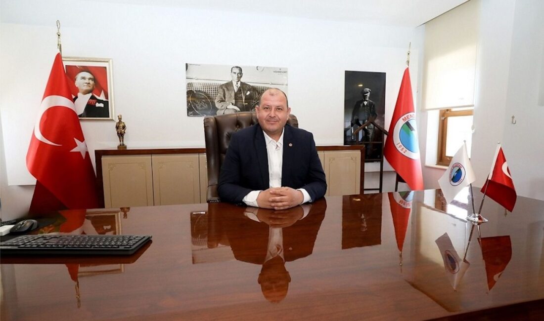 İzmir Menderes Belediye Başkanı İlkay Çiçek, kendisini hedef alan parti