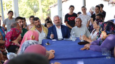 İzmir’in önemli tarım merkezi Menemen’de, çöp tesisi yapılmasına karşı büyük