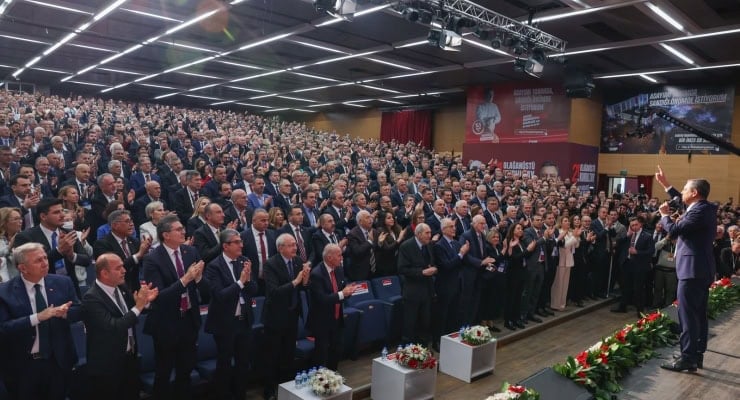 CHP Genel Başkanı Özgür Özel, partisinin 38’nci Olağan Kurultayı’nın iptali