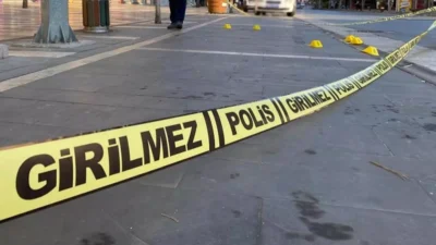 İzmir’in Balçova ilçesinde polis merkezine düzenlenen silahlı saldırıda iki polis