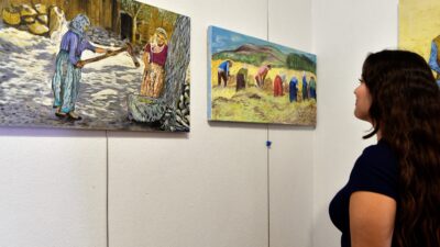 Nadire Aydın’ın kültürel ve toplumsal izler taşıyan “Anadolu’dan” sergisi Dramalılar