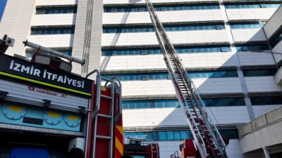 İzmir’in Torbalı ilçesindeki devlet hastanesinde sabah saatlerinde çıkan yangın, İzmir