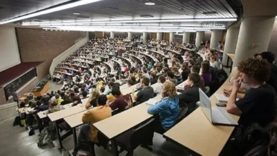 Ekonomik zorluklar, işsizlik ve güvensizlik... Gençler üniversiteyi terk ediyor, yüksek