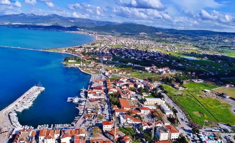 İzmir'in Urla ilçesinde özel mülkiyete ait alanda yapılan kazılarda M.Ö.