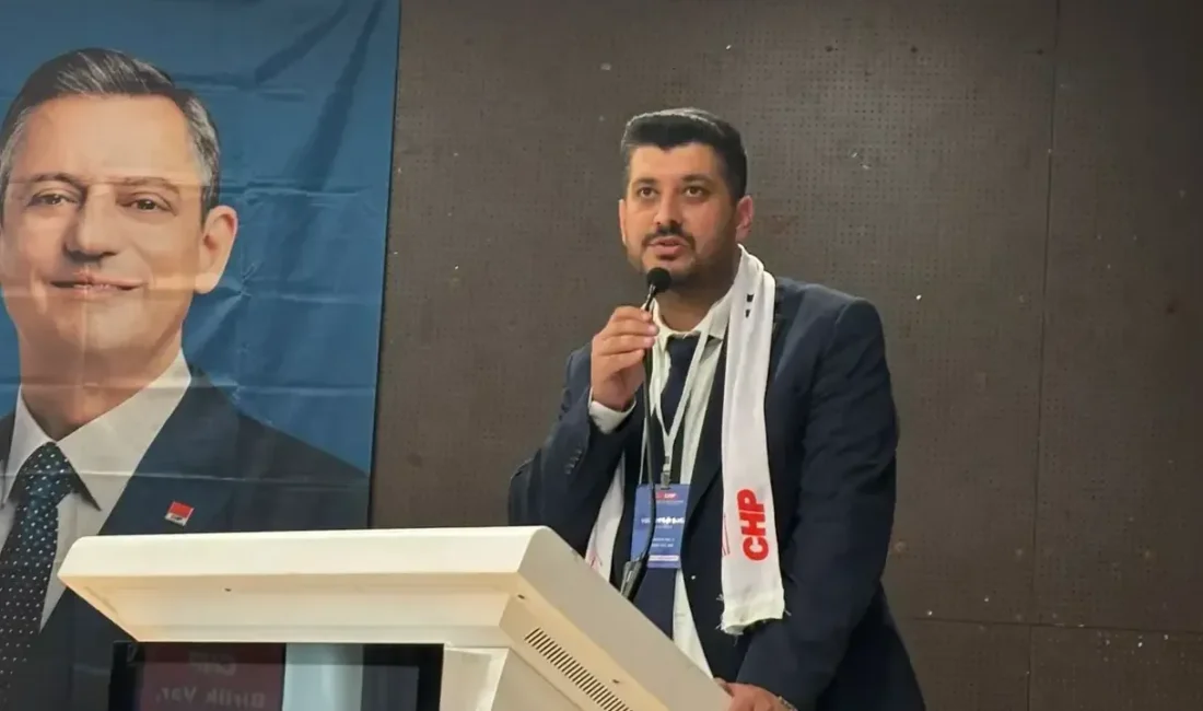 CHP Karabağlar İlçe Kongresi'nde beklenmedik gelişme yaşandı. Kongre öncesi çekişmeli