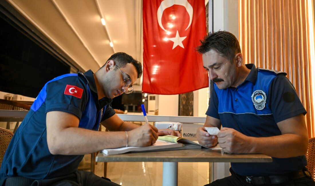 Bornova Belediyesi sabaha karşı fırın denetimlerine yeniden başladı. Başkan Ömer