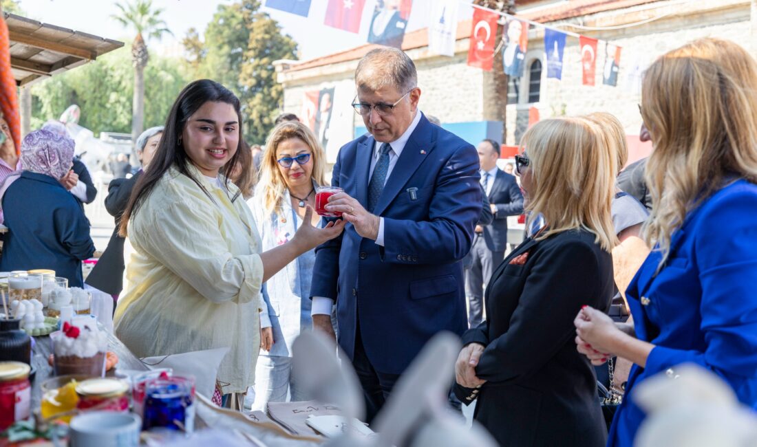 “Girişimde Kadın Gücü Projesi” etkinliğinde konuşan İzmir Büyükşehir Belediye Başkanı