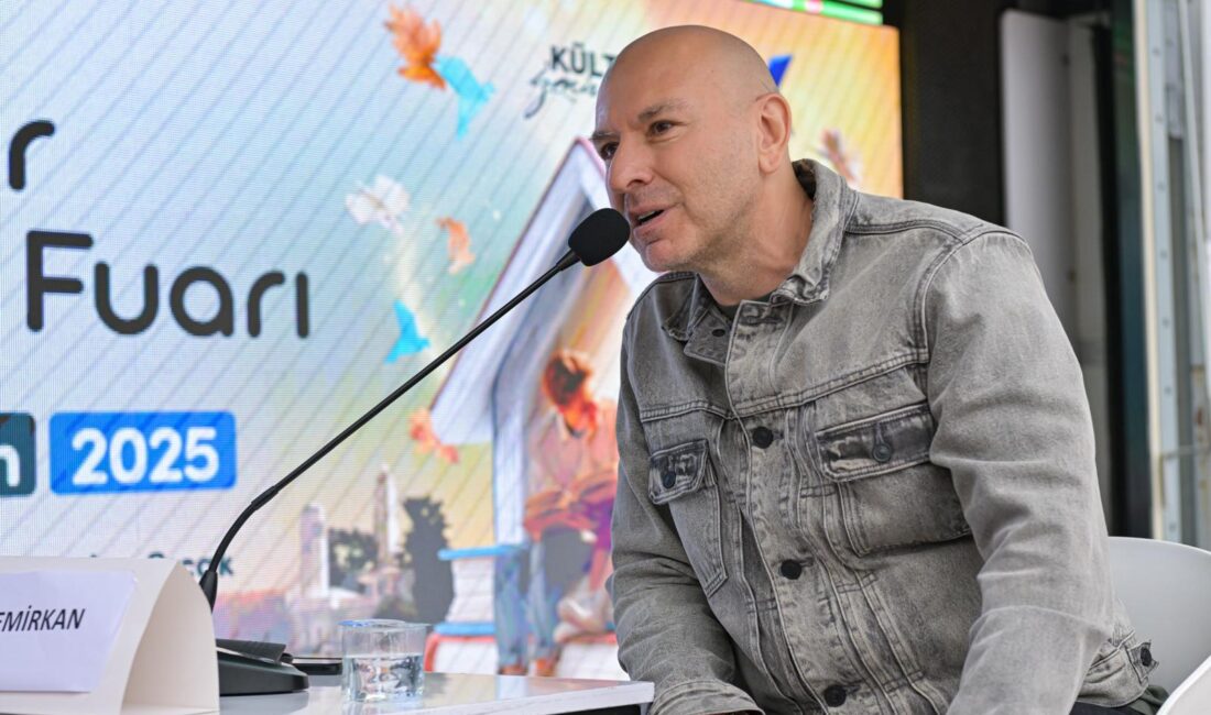 Türkçe rock müziğin en önemli temsilcilerinden, “Zamanda Saklı” isimli kitabıyla