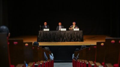 İzmir Büyükşehir Belediyesi ev sahipliğinde, Kültürpark’ta düzenlenen İZKİTAP- 6. İzmir