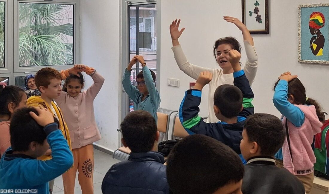 Çocuklar için Akdeniz programı yeniden başladı İzmir Akdeniz Akademisi’nin çocuklara özel programı yeni döneme başladı. Akdeniz