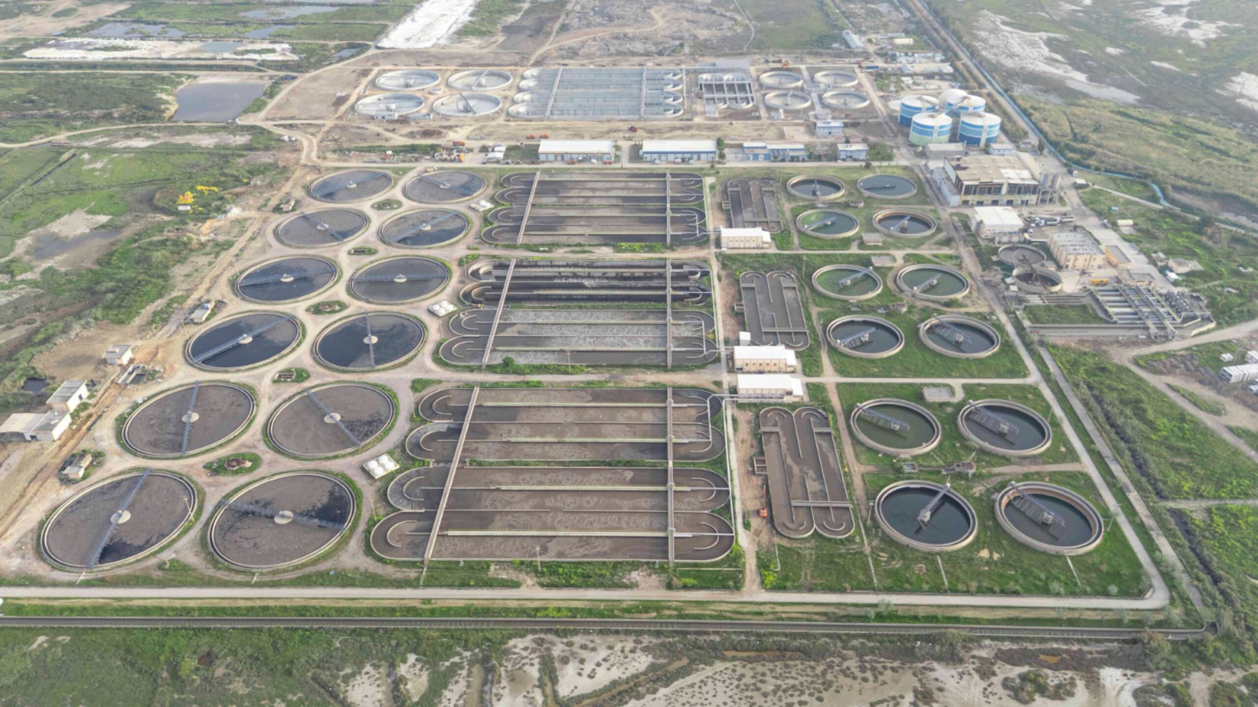 İzmir Büyükşehir Belediyesi İZSU Genel Müdürlüğü, kentteki arıtma kapasitesini artırmaya