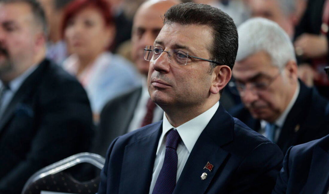İmamoğlu, “casusluk” soruşturması kapsamında İstanbul Adliyesi’ne getirilecek Tutuklu İstanbul Büyükşehir Belediye Başkanı ve CHP cumhurbaşkanı adayı Ekrem