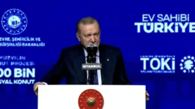 Cumhurbaşkanı Recep Tayyip Erdoğan, Başakşehir’de tanıtımı yapılan ‘Yüzyılın Konut Projesi’nde,