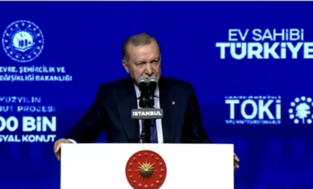 Cumhurbaşkanı Recep Tayyip Erdoğan, Başakşehir’de tanıtımı yapılan ‘Yüzyılın Konut Projesi’nde,