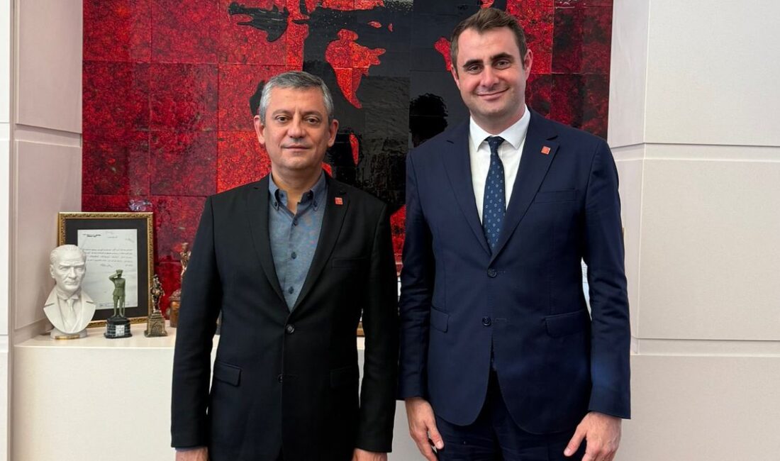 Çağatay Güç’ten Genel Başkan Özel’e ziyaret CHP İzmir İl Başkanı Çağatay Güç, Ankara’da CHP Genel Başkanı