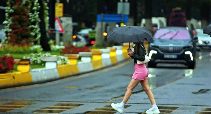Meteoroloji Genel Müdürlüğü’nün (MGM) günlük tahminine göre 15 ilde gök