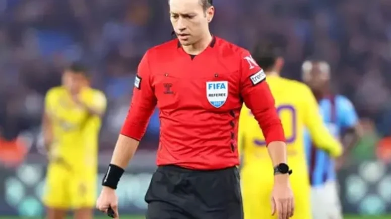 Bahis oynayan hakemler arasında Zorbay Küçük de var! Bahis skandalında 152 hakem PFDK'ya sevk edilirken, aralarında ünlü isimler