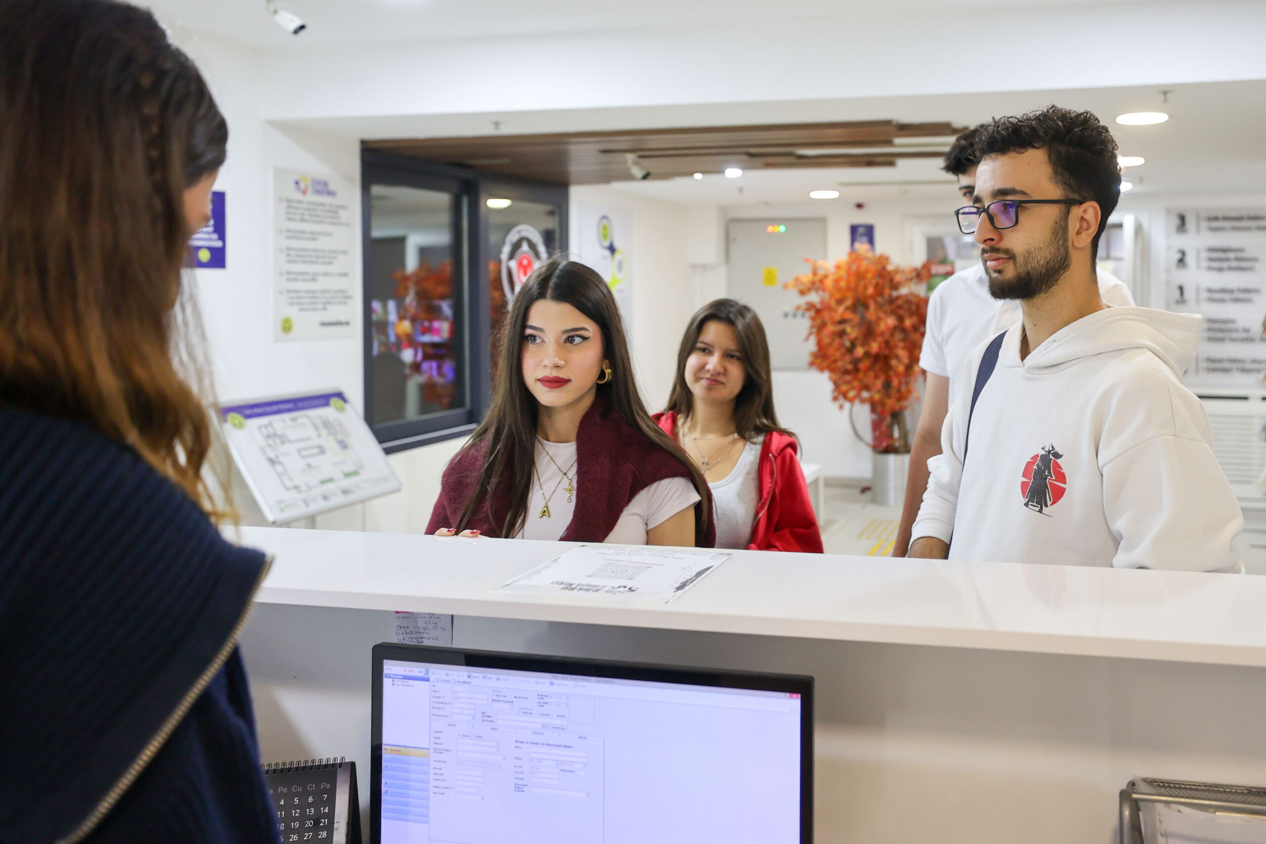 Buca Belediyesi’nin Tarık Akan ve Işılay Saygın Gençlik Merkezleri, üniversite