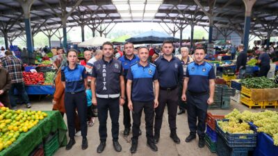 Buca Belediyesi, ilçe genelindeki semt pazarlarında vatandaşların sağlıklı ve güvenli